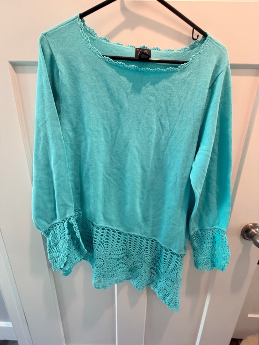Hot in Hollywood Aqua Crochet Trim Top L Boho Lightweight Cotton Long Sleeve